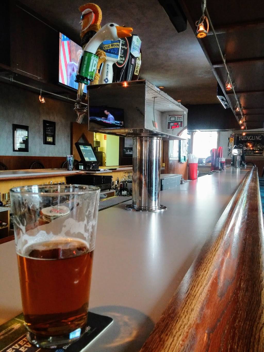 Three Guys Pizzeria | restaurant | 95 N Mountain Blvd, Mountain Top, PA 18707, USA | 5704742100 OR +1 570-474-2100