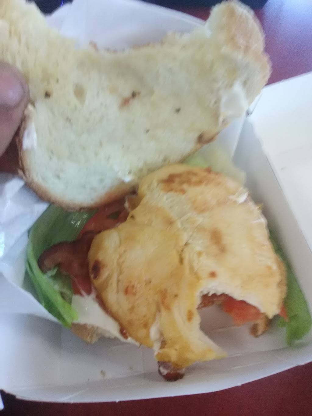 Jack in the Box | restaurant | 1935 W 11th St, Tracy, CA 95376, USA | 2098362087 OR +1 209-836-2087