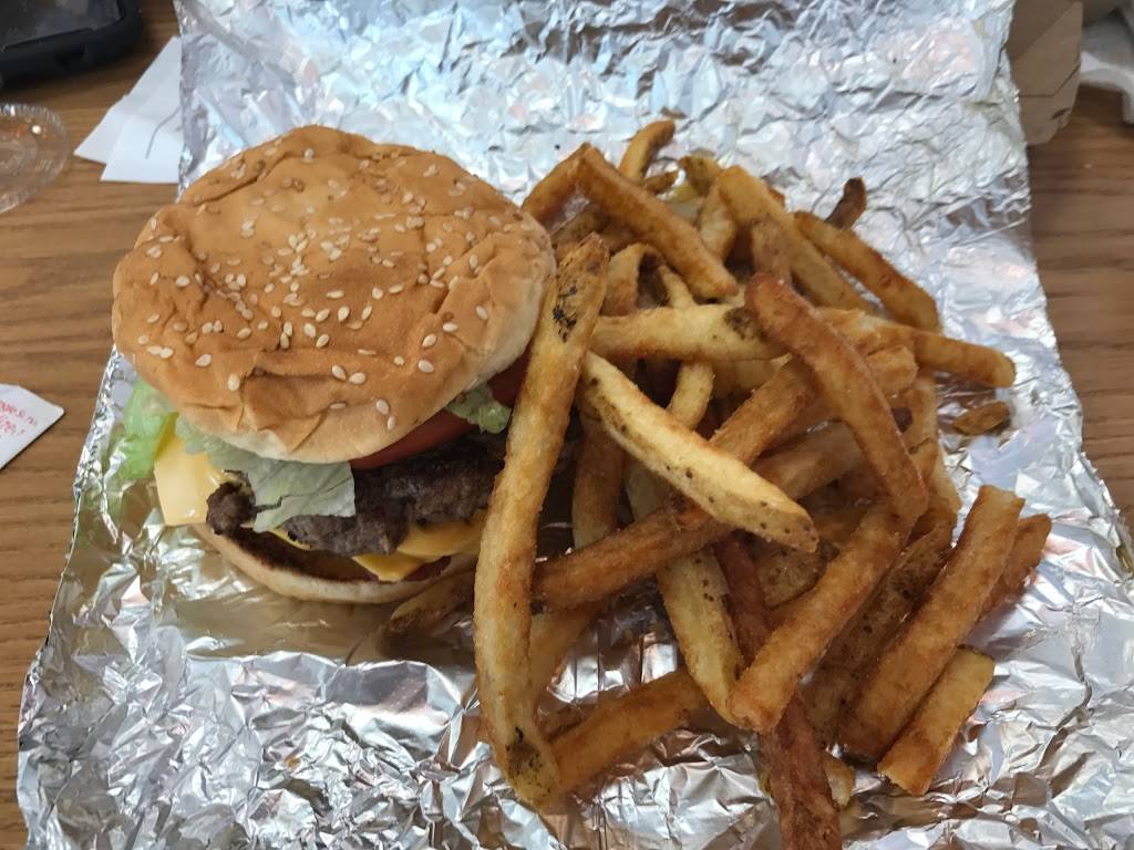 Five Guys | meal takeaway | 10061 San Jose Blvd, Jacksonville, FL 32257, USA | 9044935414 OR +1 904-493-5414