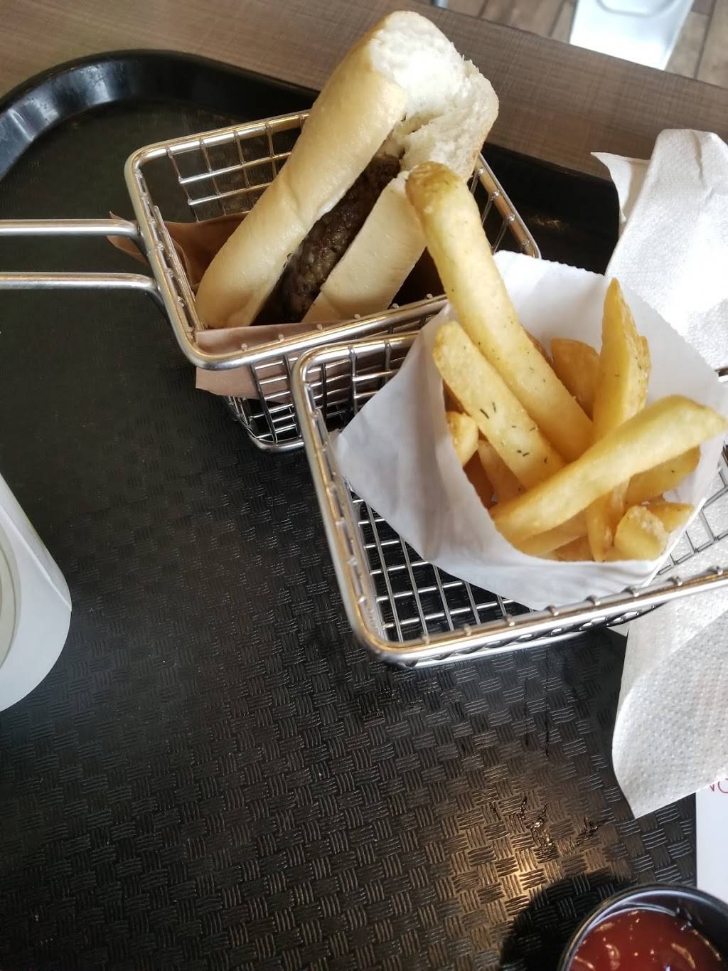 Zio Gio | restaurant | 3901 Veteran Hwy, Levittown, PA 19056, USA | 2675833575 OR +1 267-583-3575