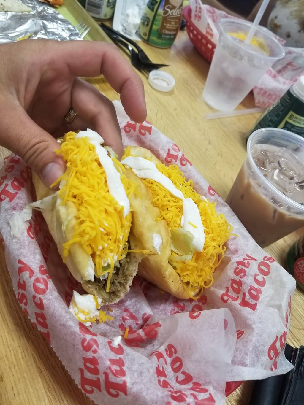 Tasty Tacos | restaurant | 1400 E Grand Ave, Des Moines, IA 50316, USA | 5152664242 OR +1 515-266-4242