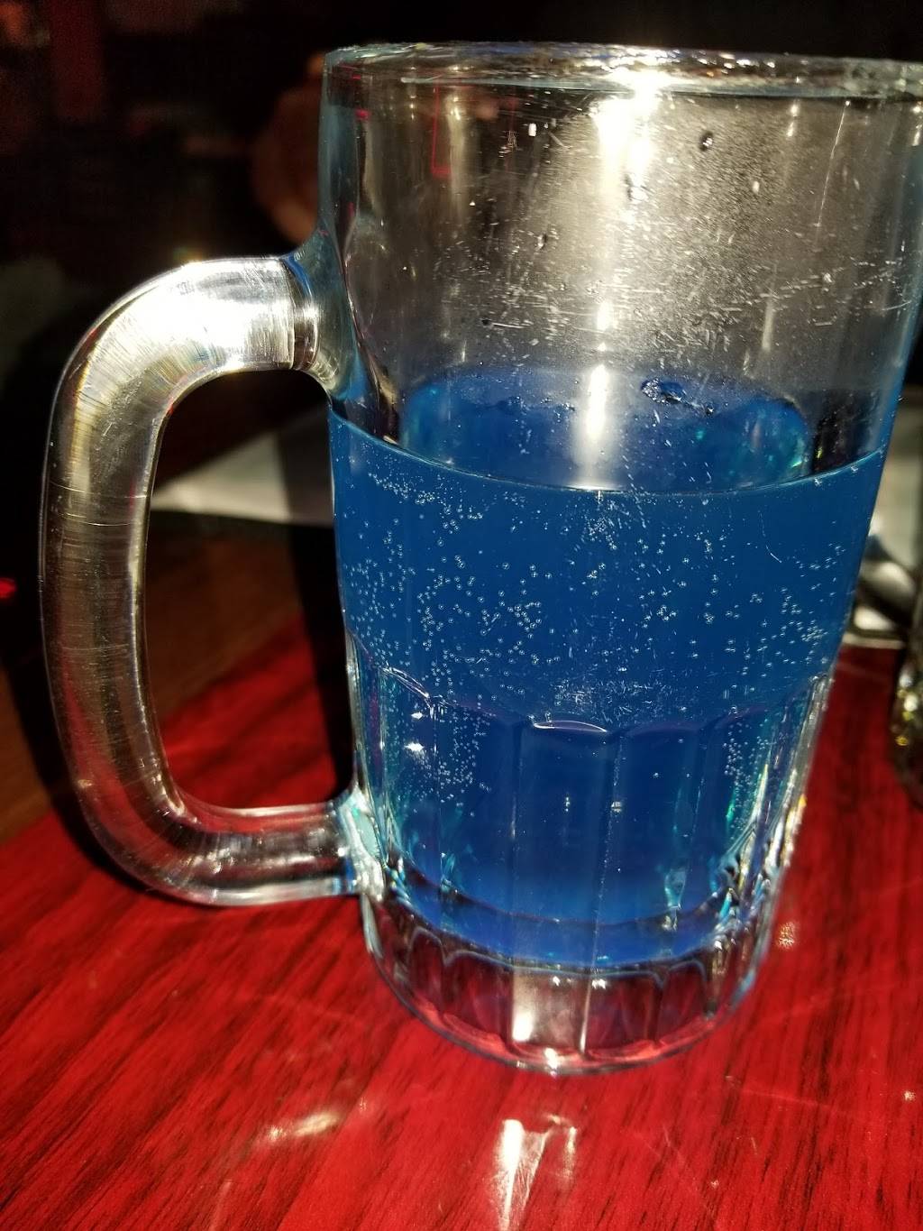 Speedboat Bar & Grill | restaurant | 749 Biddle Ave, Wyandotte, MI 48192, USA | 7342825750 OR +1 734-282-5750