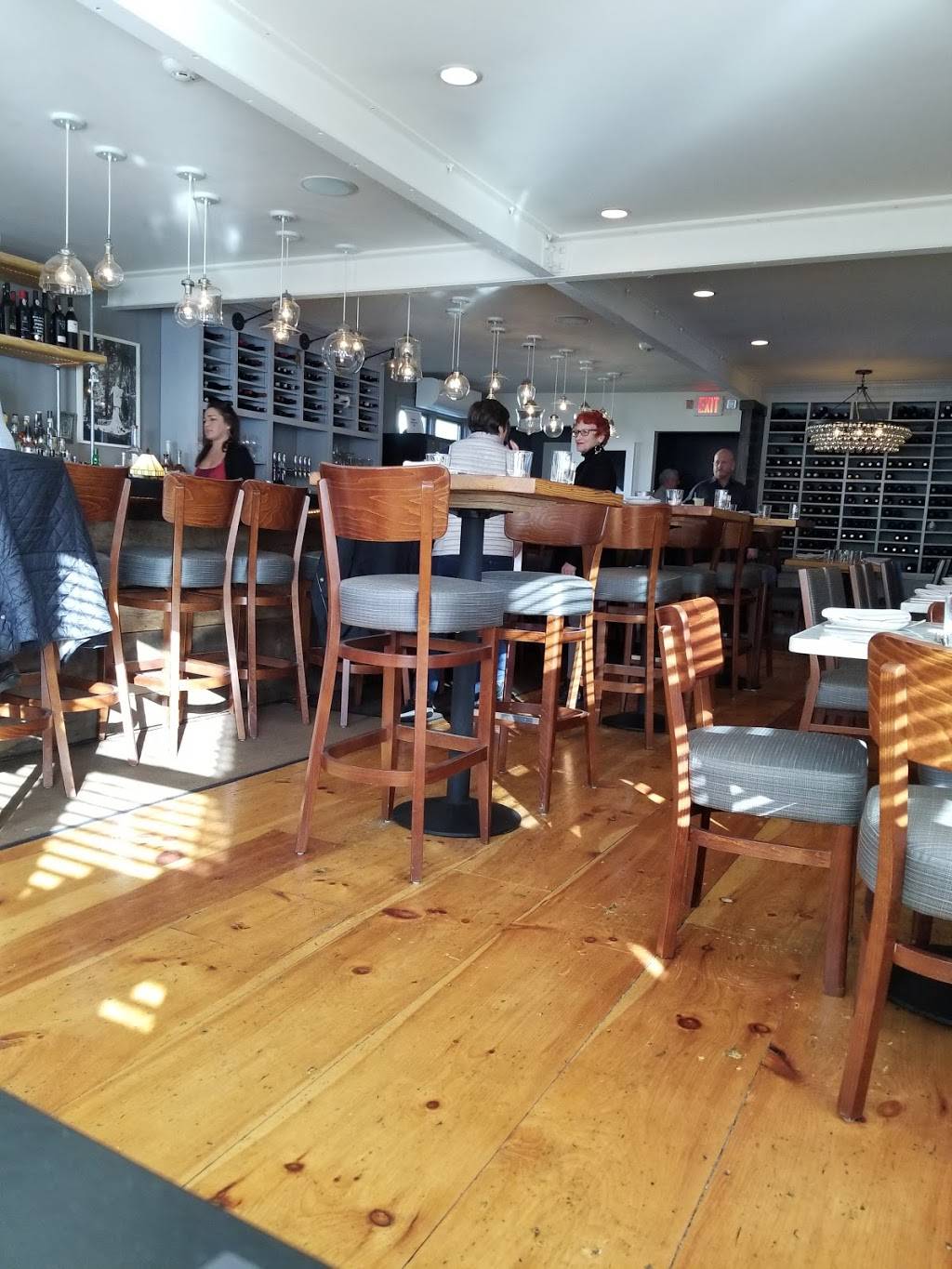 Joon Bar | restaurant | 133 Commercial St, Provincetown, MA 02657, USA | 5084139336 OR +1 508-413-9336