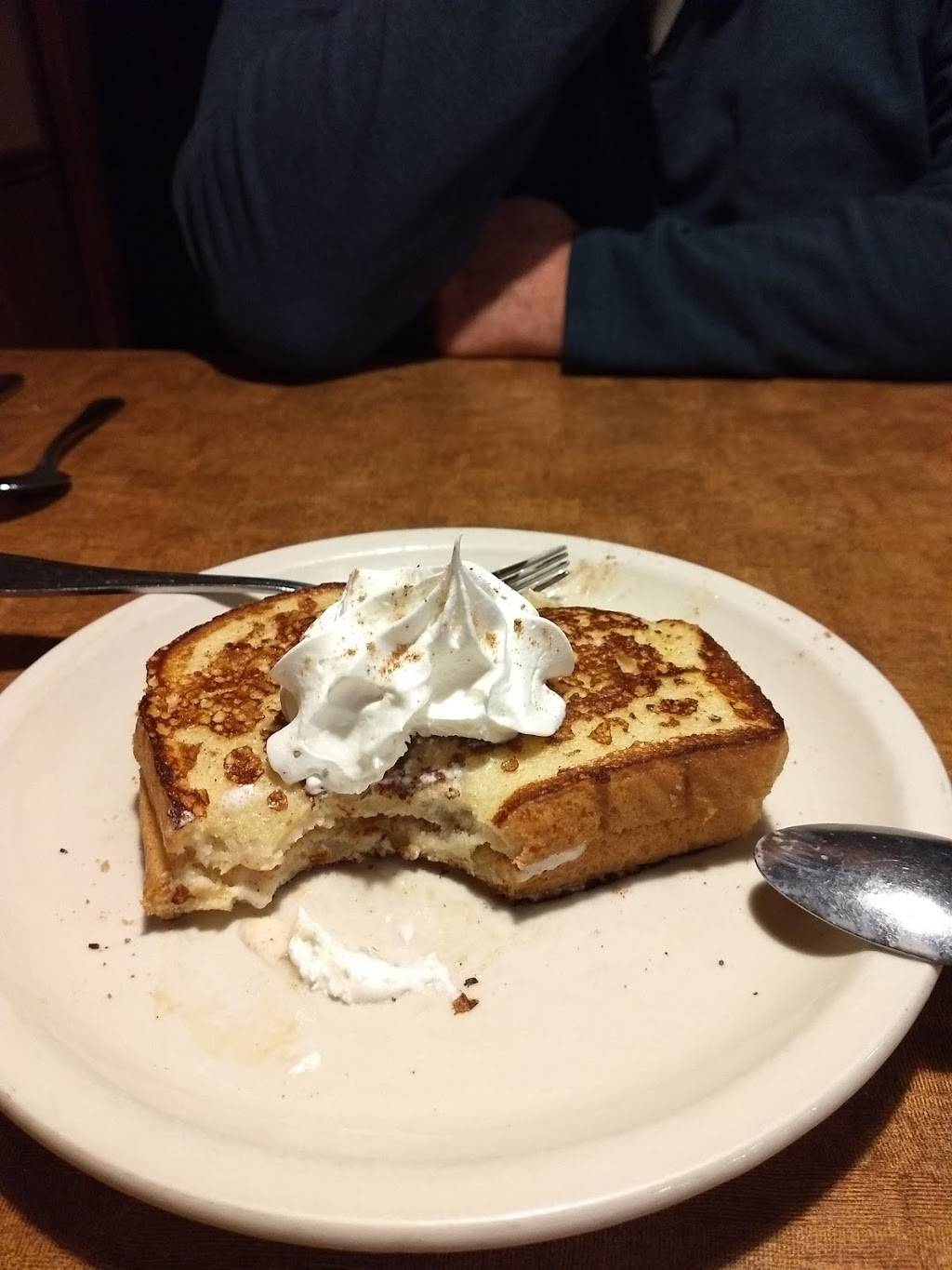 Maple Creek Restaurant | restaurant | 1052 S Stephenson Ave #4005, Iron Mountain, MI 49801, USA | 9067741777 OR +1 906-774-1777