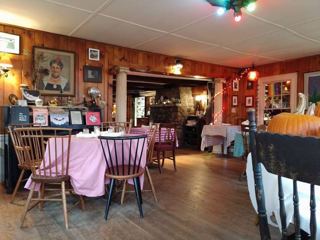 Dream Away | restaurant | 1342 County Rd, Becket, MA 01223, USA | 4136238725 OR +1 413-623-8725