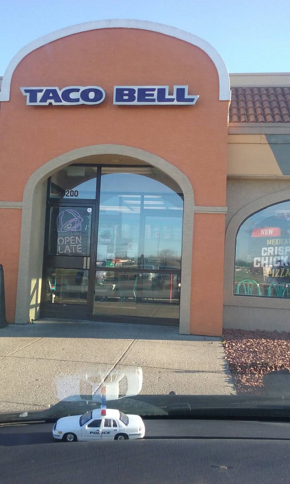 Taco Bell | meal takeaway | 200 N Wilson Rd, Columbus, OH 43204, USA | 6142721045 OR +1 614-272-1045