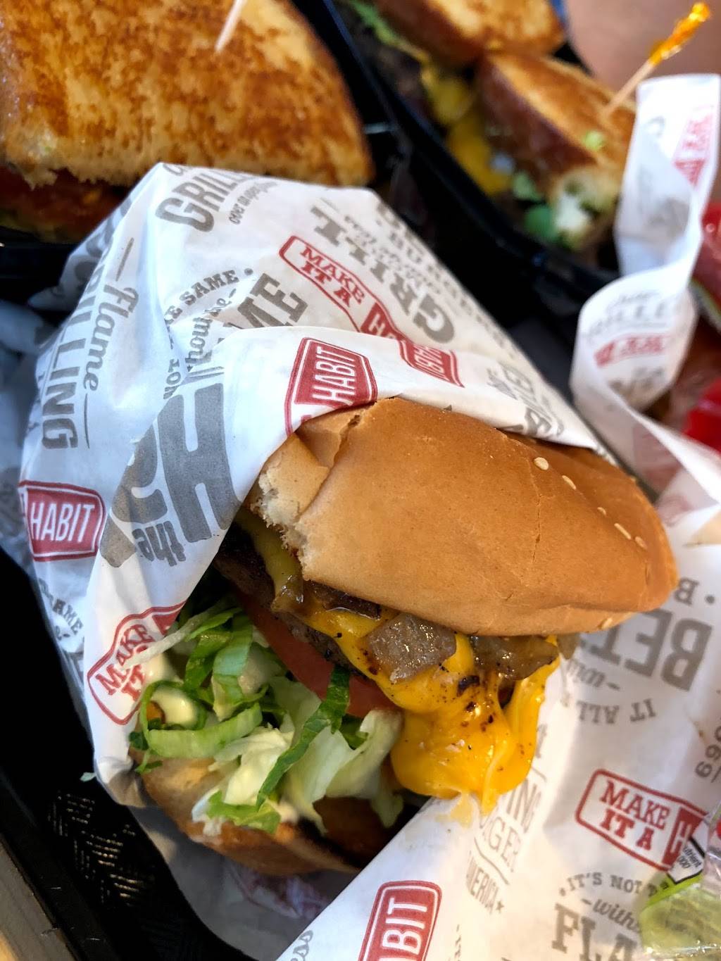 The Habit Burger Grill | restaurant | 563 W Channel Islands Blvd, Port Hueneme, CA 93041, USA | 8053820040 OR +1 805-382-0040