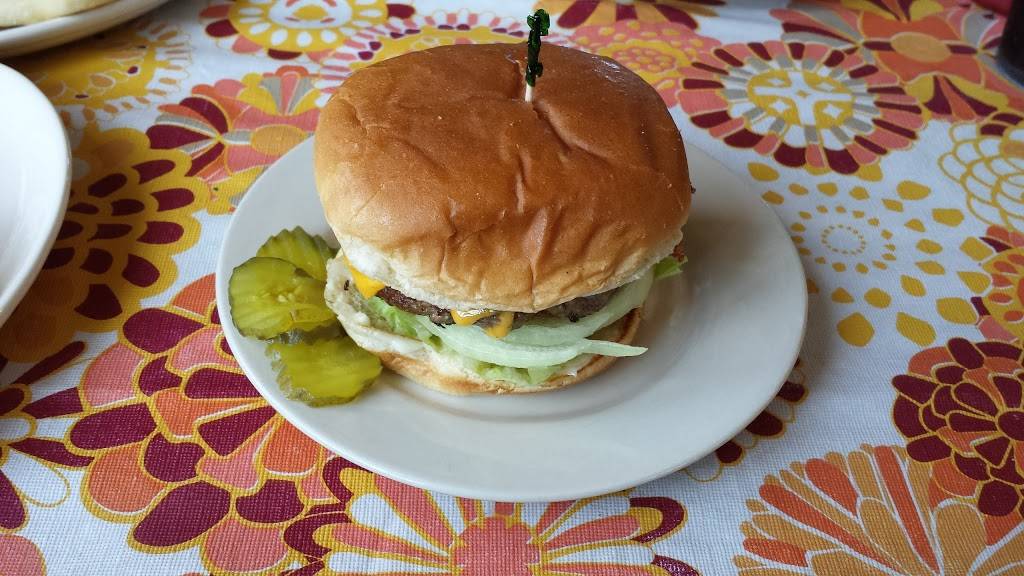 Peoples Choice | restaurant | 230 W Broadway St, Newport, TN 37821, USA | 4236238740 OR +1 423-623-8740