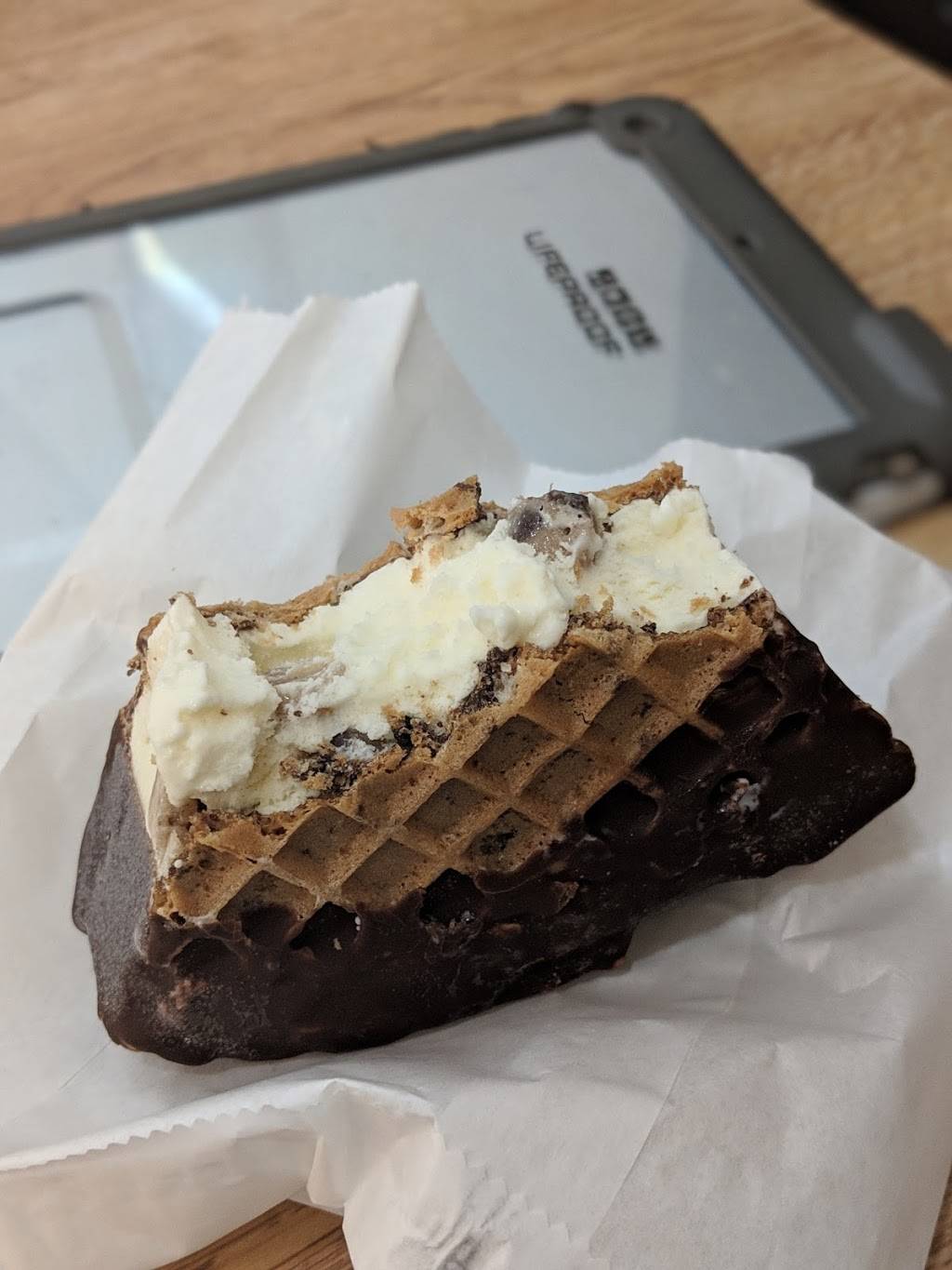 Ben & Jerrys | bakery | 1202 N Broadwalk, Hollywood, FL 33019, USA | 9549297085 OR +1 954-929-7085