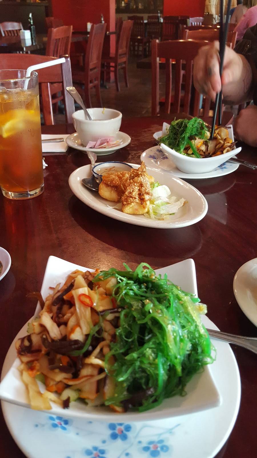 Mon Thai Bistro and Sushi Bar | restaurant | 4901 Broadway St, San Antonio, TX 78209, USA | 2108223253 OR +1 210-822-3253