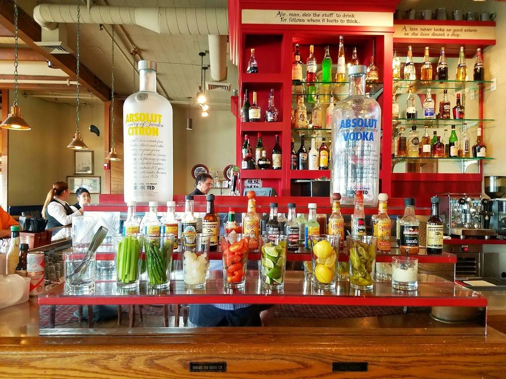 Horatios | restaurant | 60 Monarch Bay, San Leandro, CA 94577, USA | 5103515556 OR +1 510-351-5556