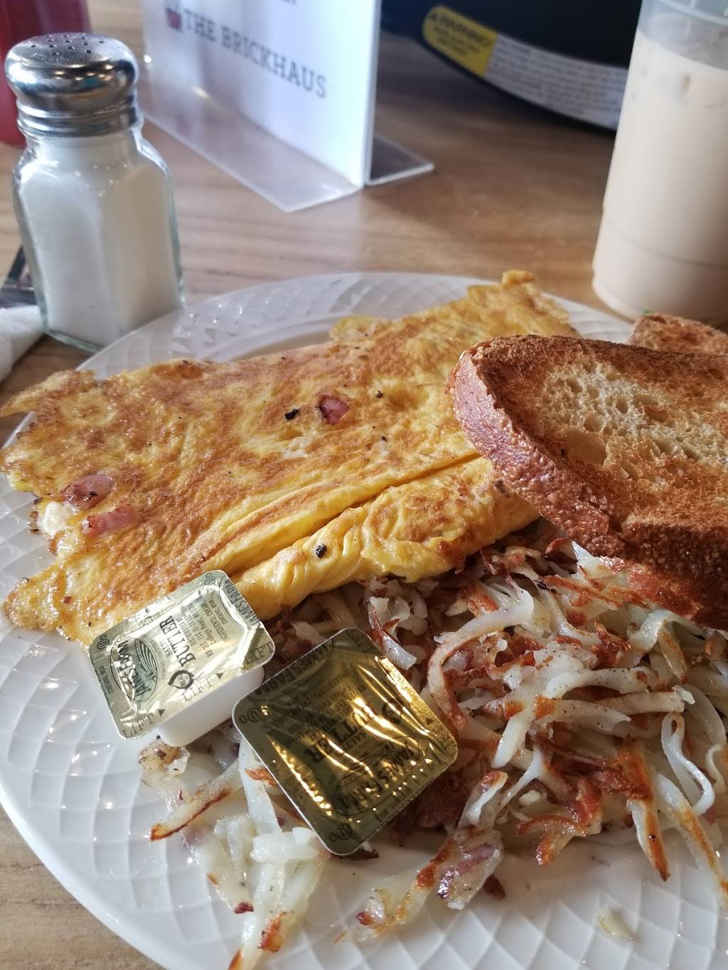 The BrickHaus | restaurant | 13 E Hinckley Ave, Ridley Park, PA 19078, USA | 6105377351 OR +1 610-537-7351