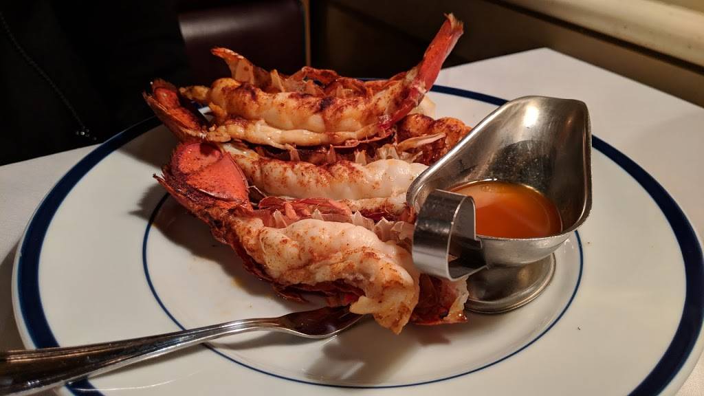 Villa Castrioti | restaurant | 714 N Germantown Pkwy, Cordova, TN 38018, USA | 9017533894 OR +1 901-753-3894