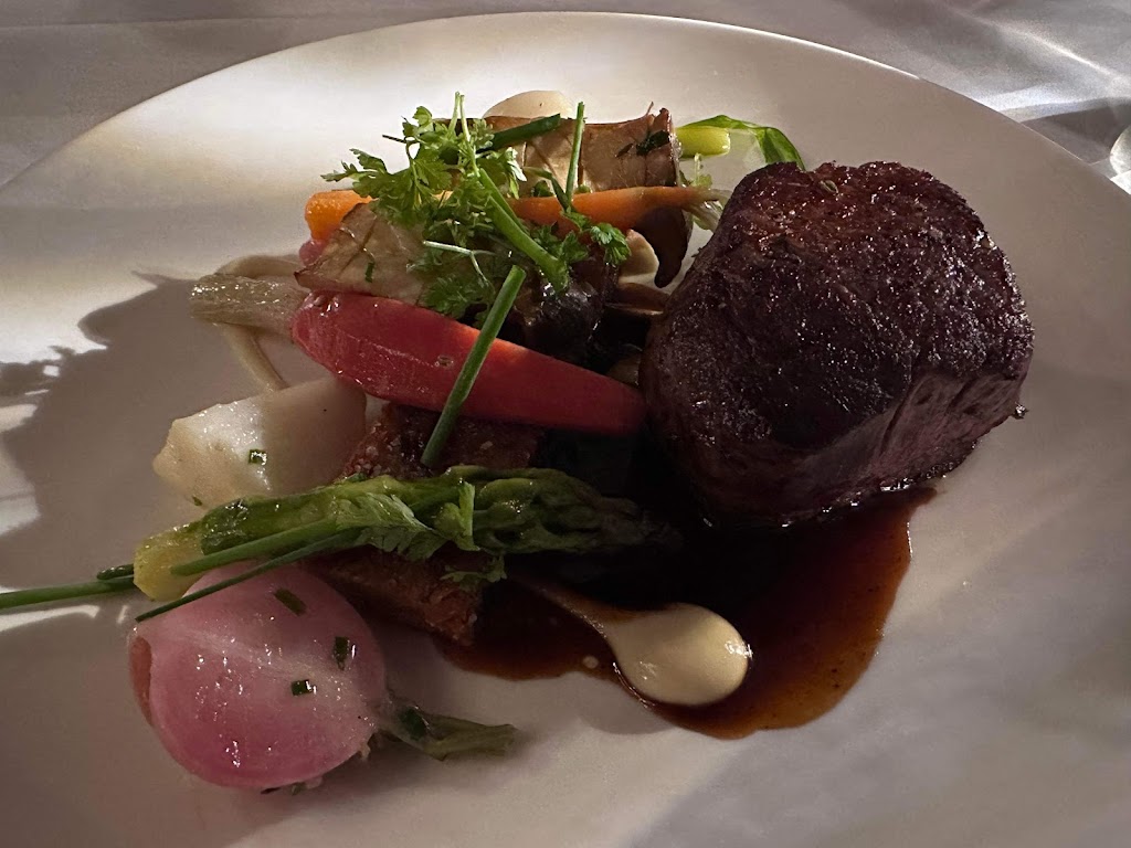 Mallard Restaurant at the Mainland Inn | restaurant | 17 Mainland Rd, Harleysville, PA 19438, USA | 4124280013 OR +1 412-428-0013