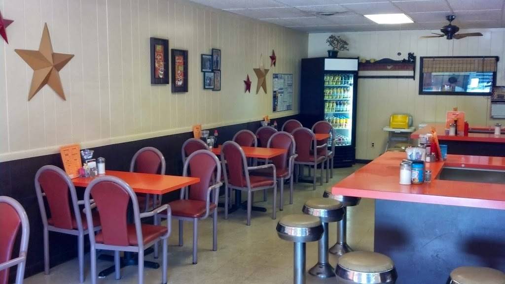 Donut Star | cafe | 204 Worcester St, North Grafton, MA 01536, USA | 5088399870 OR +1 508-839-9870