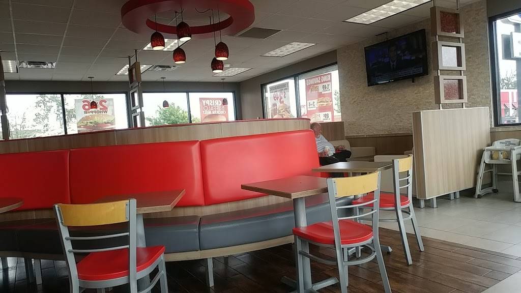 Burger King | restaurant | 1125 N Barron St, Eaton, OH 45320, USA | 9374569921 OR +1 937-456-9921