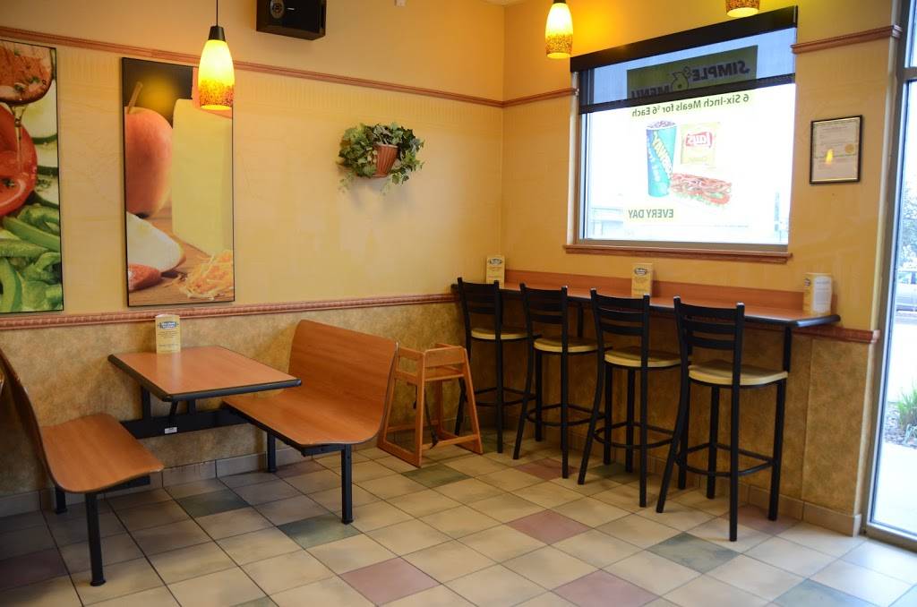 Subway | restaurant | 101 Windflower Ln, Solon, IA 52333, USA | 3196242324 OR +1 319-624-2324