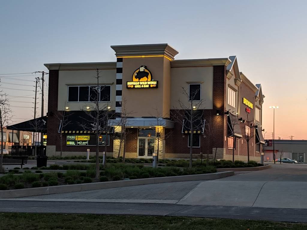 Buffalo Wild Wings | meal takeaway | 3580 Major MacKenzie Dr W, Vaughan, ON L6A 1S1, Canada | 9055537177 OR +1 905-553-7177