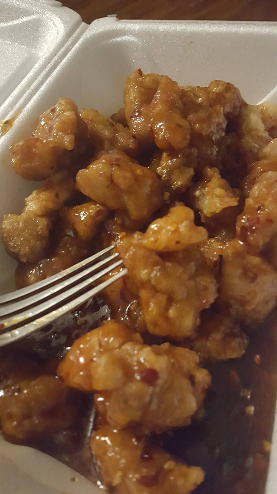 The Wok Chinese Express | restaurant | 703 Eastwood Dr, Mahomet, IL 61853, USA | 2175861588 OR +1 217-586-1588