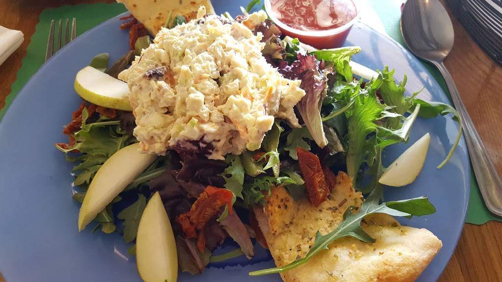 Martinos Trattoria & Pizzeria | restaurant | 2614 E Chestnut Ave, Vineland, NJ 08361, USA | 8566924448 OR +1 856-692-4448