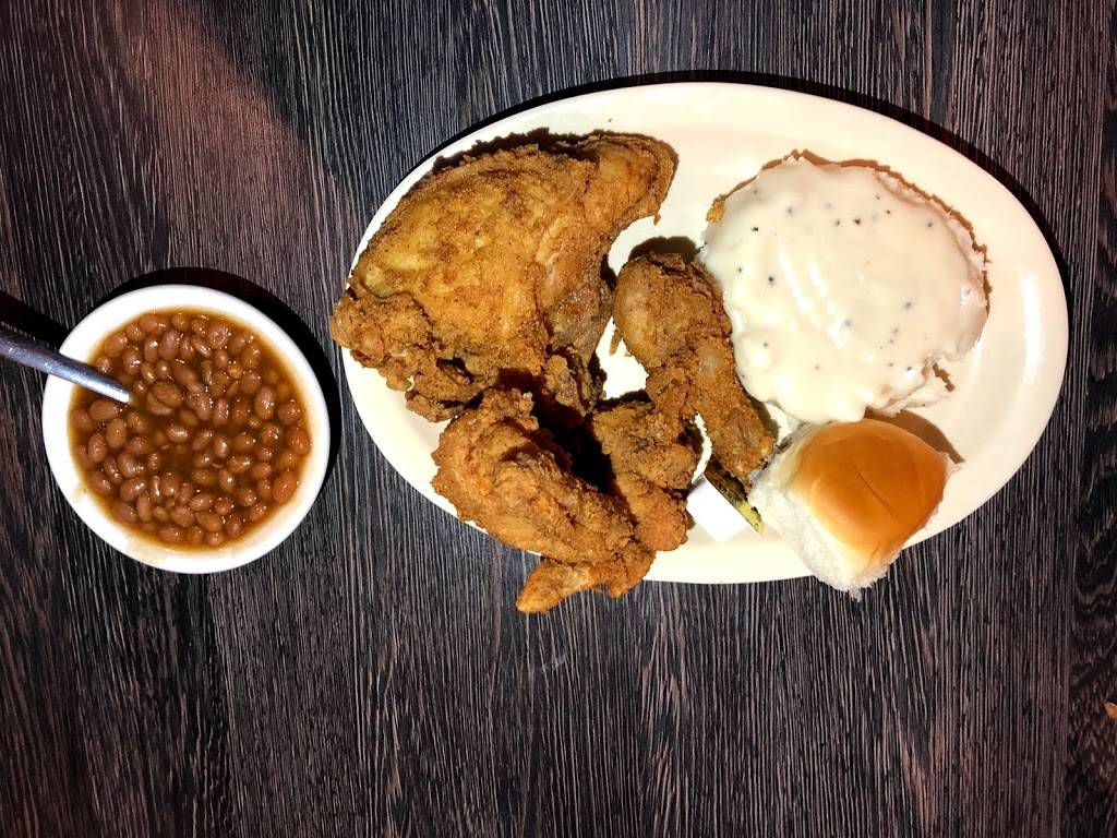 McCalls Tavern | restaurant | 997 Alverez Ave, Lady Lake, FL 32159, USA | 3527509441 OR +1 352-750-9441