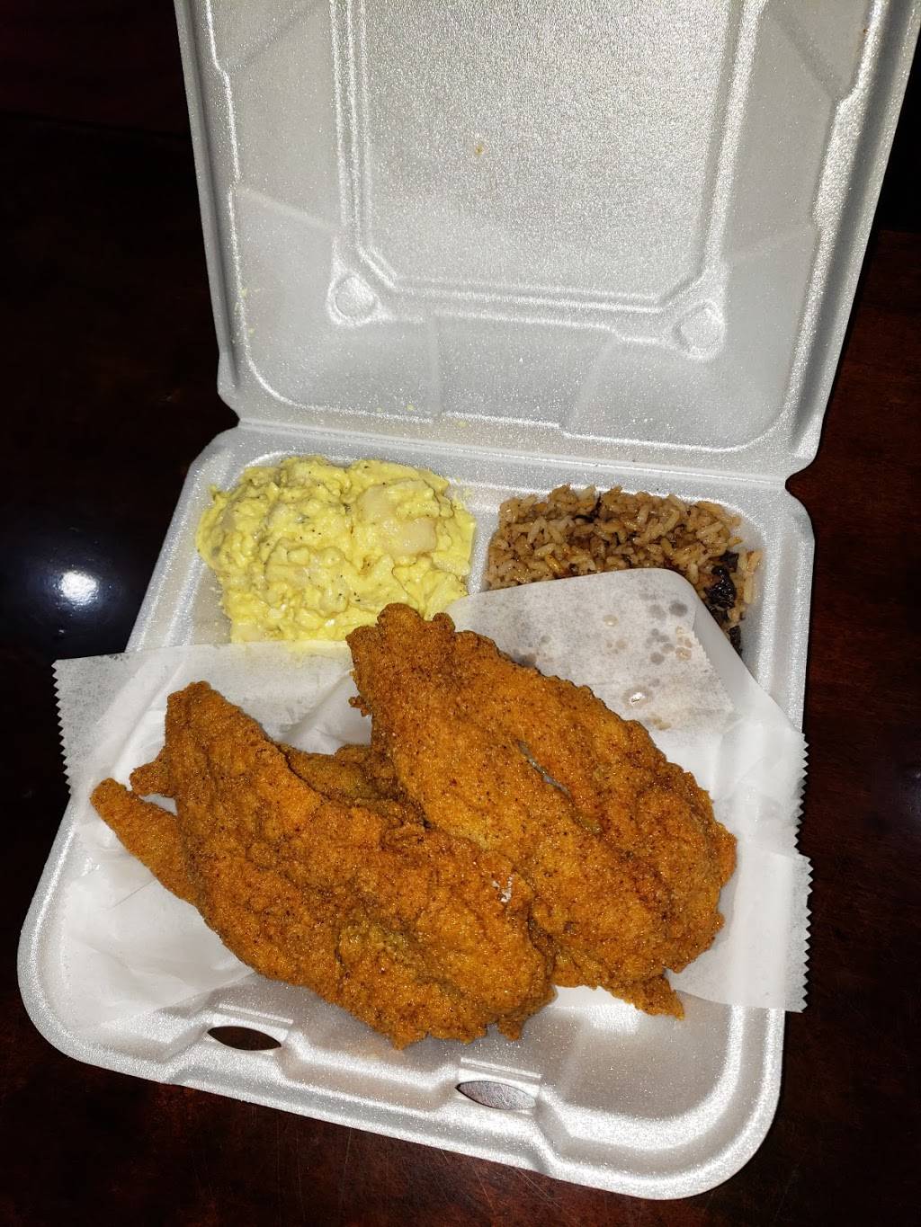 Fredericks Soul Hole | restaurant | 233-16A Merrick Blvd, Rosedale, NY 11422, USA | 9293563073 OR +1 929-356-3073