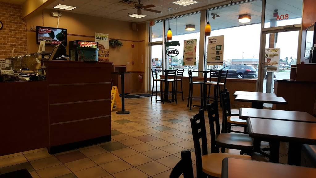 Subway | restaurant | 80 Newport Ave, Rumford, RI 02916, USA | 4012701925 OR +1 401-270-1925