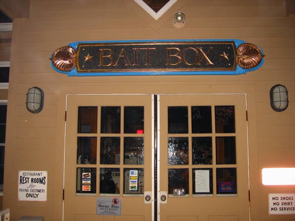 Bait Box Restaurant | restaurant | 30 Hancock Harbor Rd, Greenwich, NJ 08323, USA | 8564552610 OR +1 856-455-2610