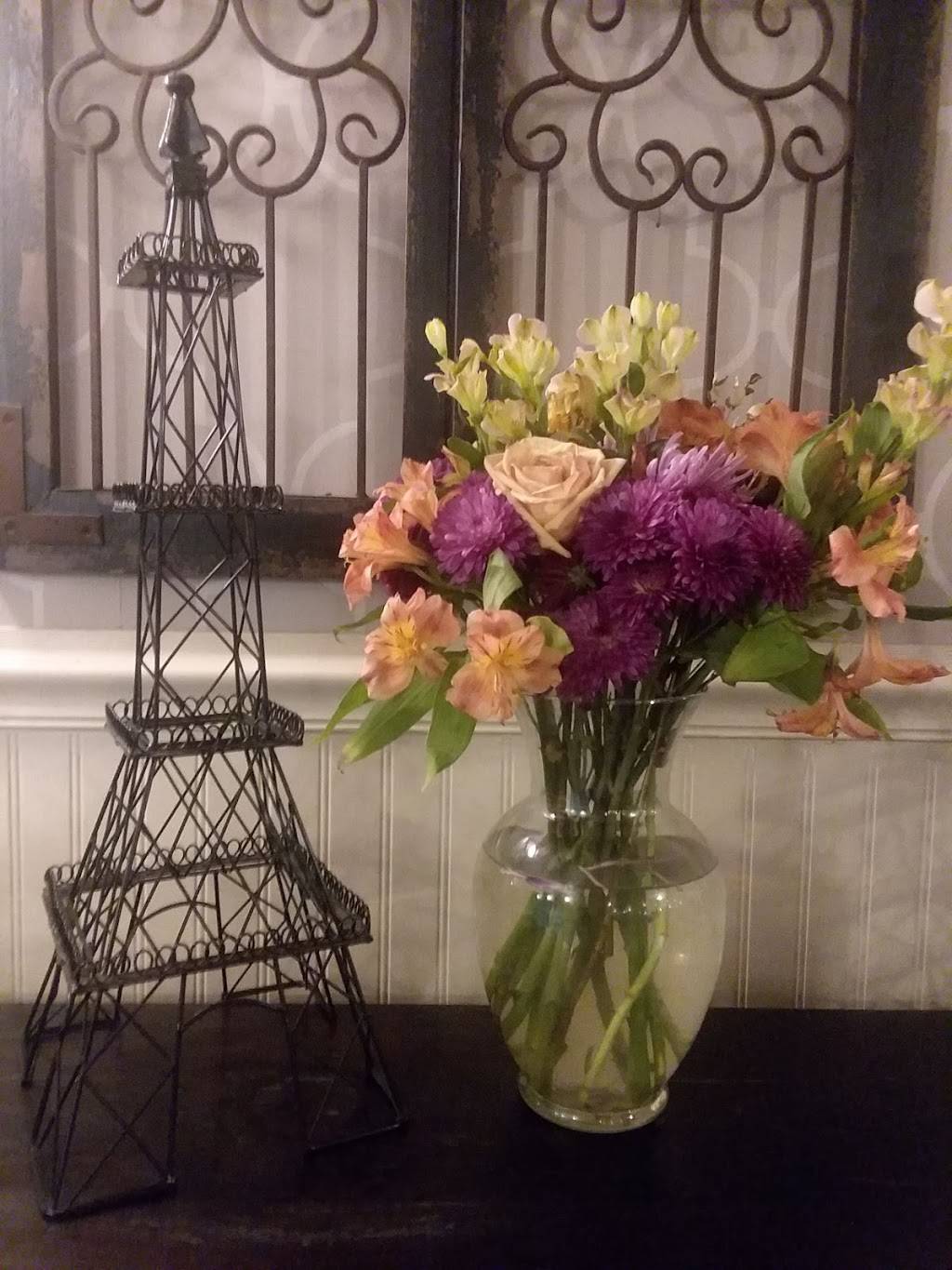 Modern Bistro | restaurant | 4077 Mendon Road, Cumberland, RI 02864, USA | 4016580449 OR +1 401-658-0449