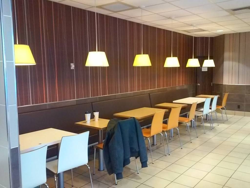 McDonalds | cafe | 4237 Elms Rd, Swartz Creek, MI 48473, USA | 8106353556 OR +1 810-635-3556