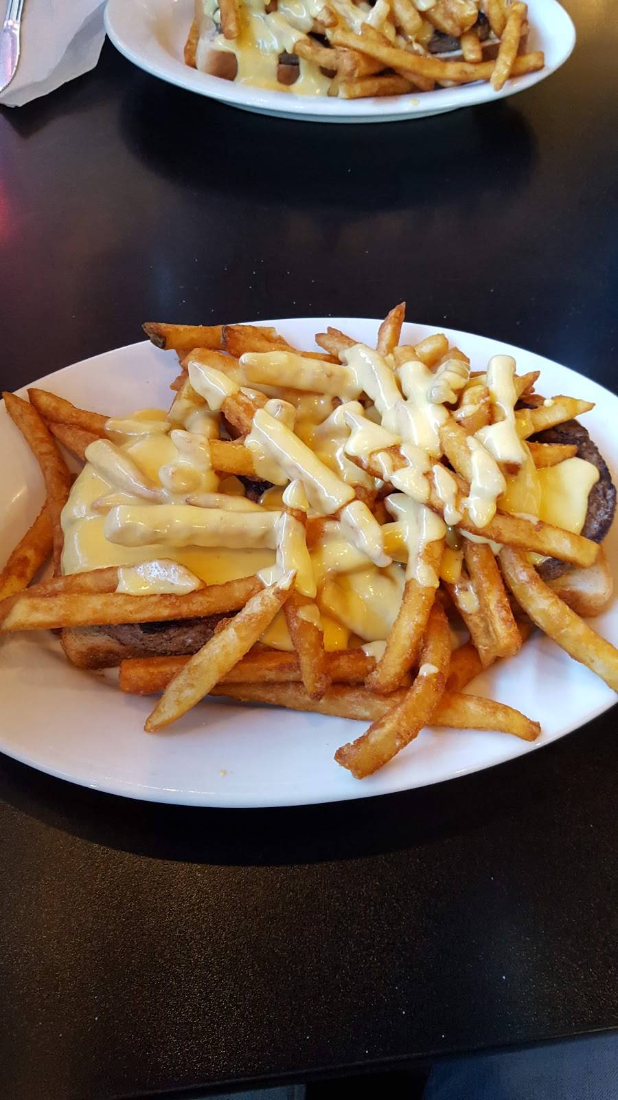 Abes Hideout | restaurant | 2301 S Dirksen Pkwy, Springfield, IL 62703, USA | 2176792044 OR +1 217-679-2044