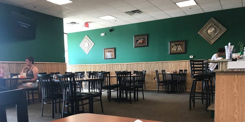 Mamas Thai Cafe | restaurant | 562 N Beacon Blvd, Grand Haven, MI 49417, USA | 6166077368 OR +1 616-607-7368