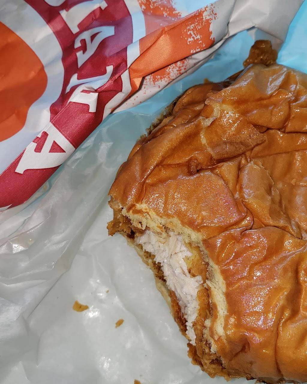 Popeyes Louisiana Kitchen | restaurant | 3565 Greenwood Rd, Shreveport, LA 71109, USA | 3186354240 OR +1 318-635-4240