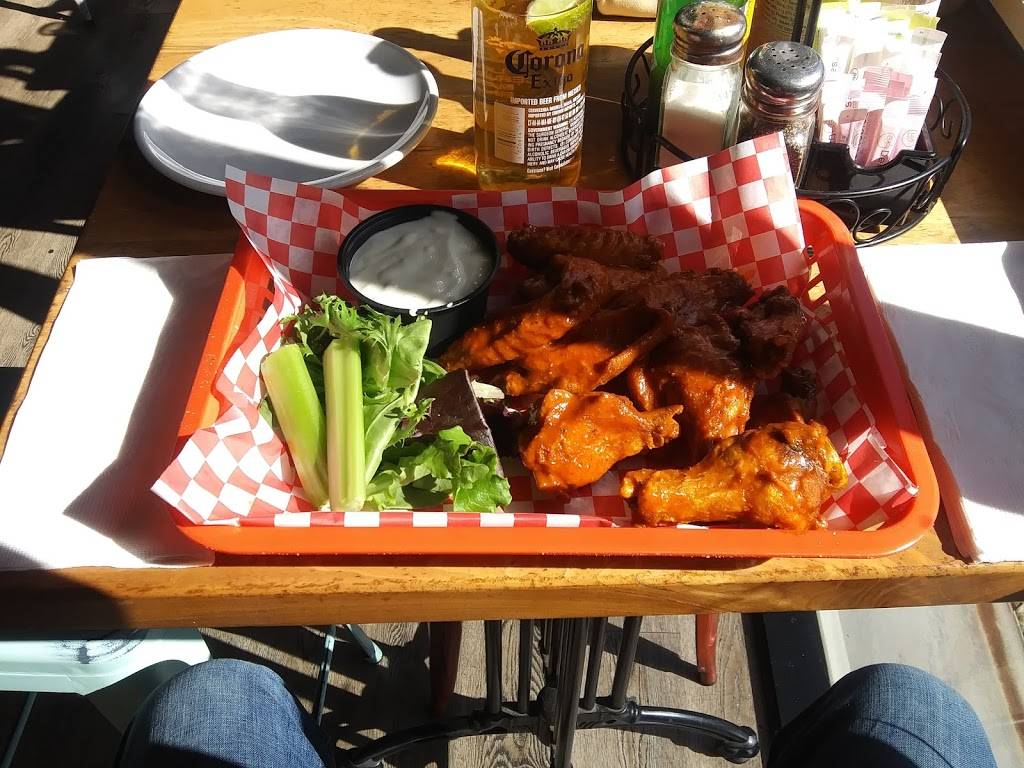 Woodys Cantina | restaurant | 821 S Broadway, Baltimore, MD 21231, USA | 4105636600 OR +1 410-563-6600