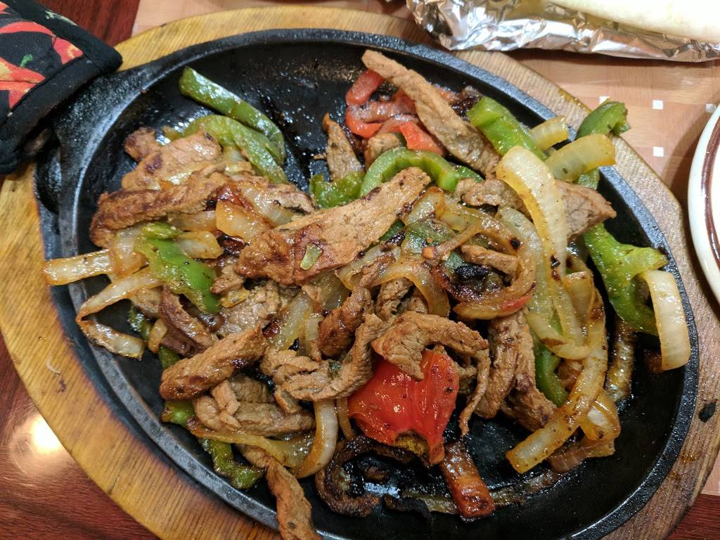 Cancun Mexican Restaurant & Grill | restaurant | 215 Market St SE, Roanoke, VA 24011, USA | 5403446333 OR +1 540-344-6333