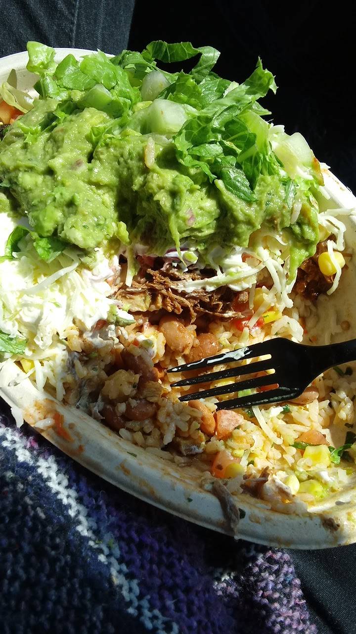 Chipotle Mexican Grill | restaurant | 4930 W Broad St, Richmond, VA 23230, USA | 8042824081 OR +1 804-282-4081