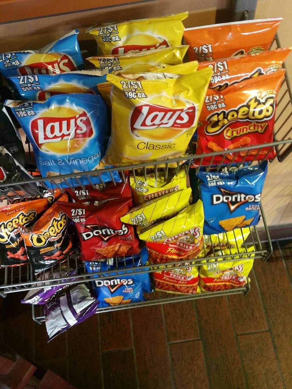 Uptown Shop & Save | cafe | 4605 N Sheridan Rd, Chicago, IL 60640, USA | 7733032020 OR +1 773-303-2020