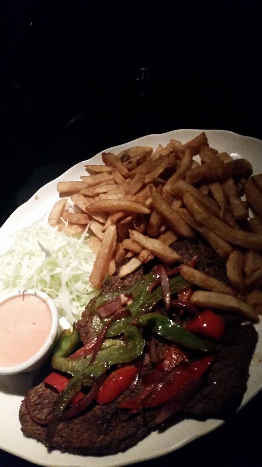 LA ESQUINA BAR & Restaurant | restaurant | 550 Weeden St, Pawtucket, RI 02860, USA | 4017234048 OR +1 401-723-4048