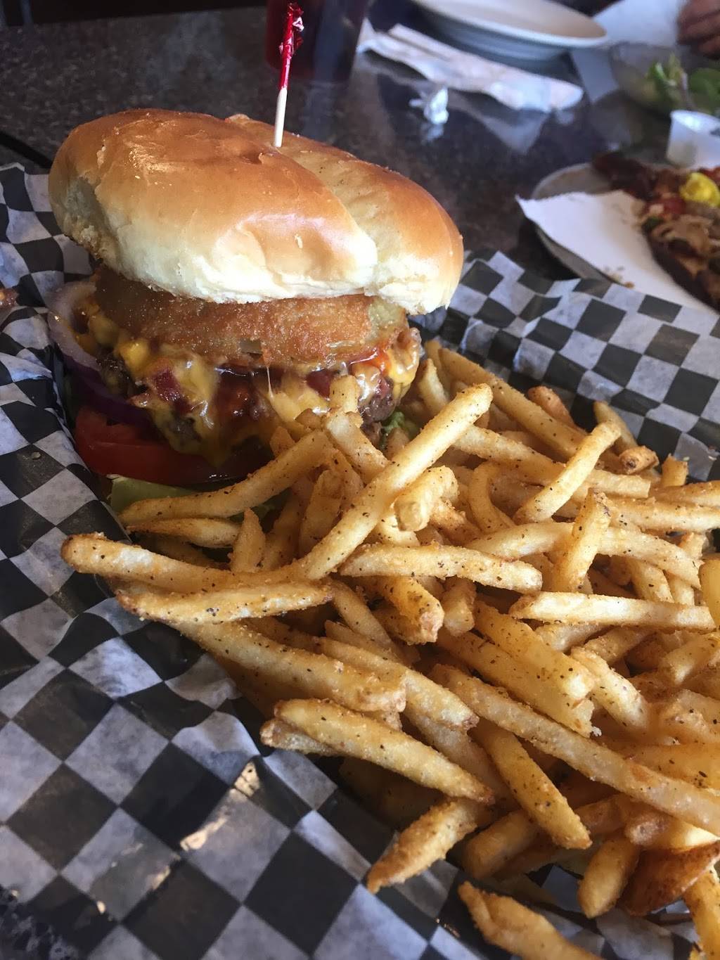 Digsbys Pizza, Pasta, & Pub Grub | restaurant | 4934 Park Ave W, Seville, OH 44273, USA | 3307691111 OR +1 330-769-1111