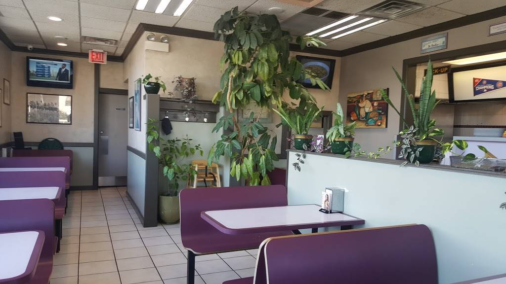 Broilers Flip | restaurant | 6009 W Montrose Ave, Chicago, IL 60634, USA | 7737363920 OR +1 773-736-3920