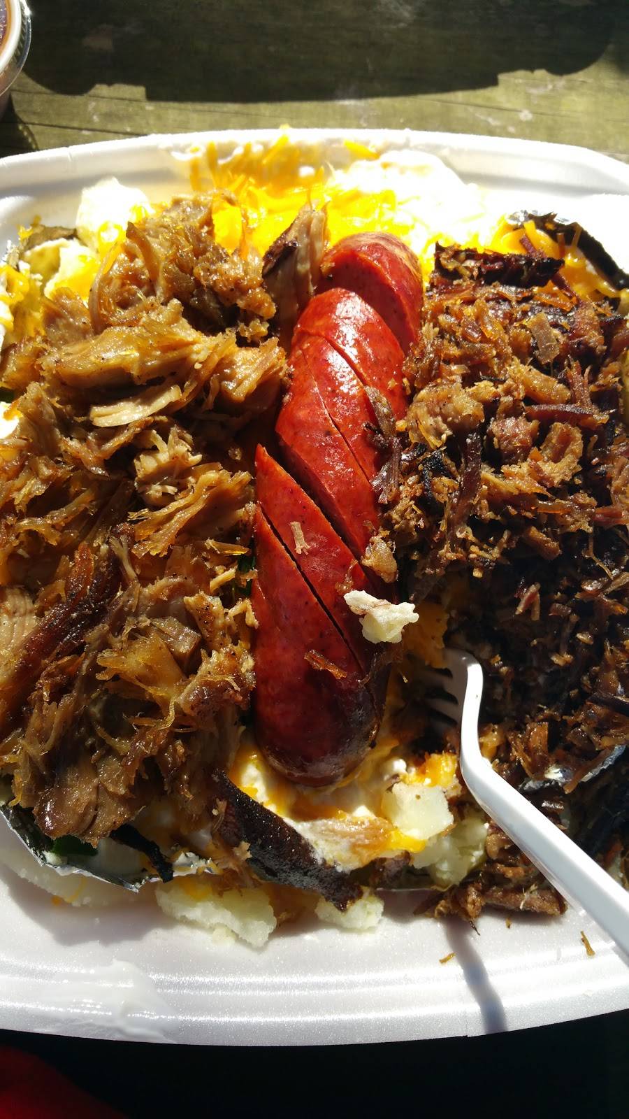 Rogers BBQ Barn | restaurant | 15879 Sour Lake Rd, Beaumont, TX 77713, USA | 4095539929 OR +1 409-553-9929