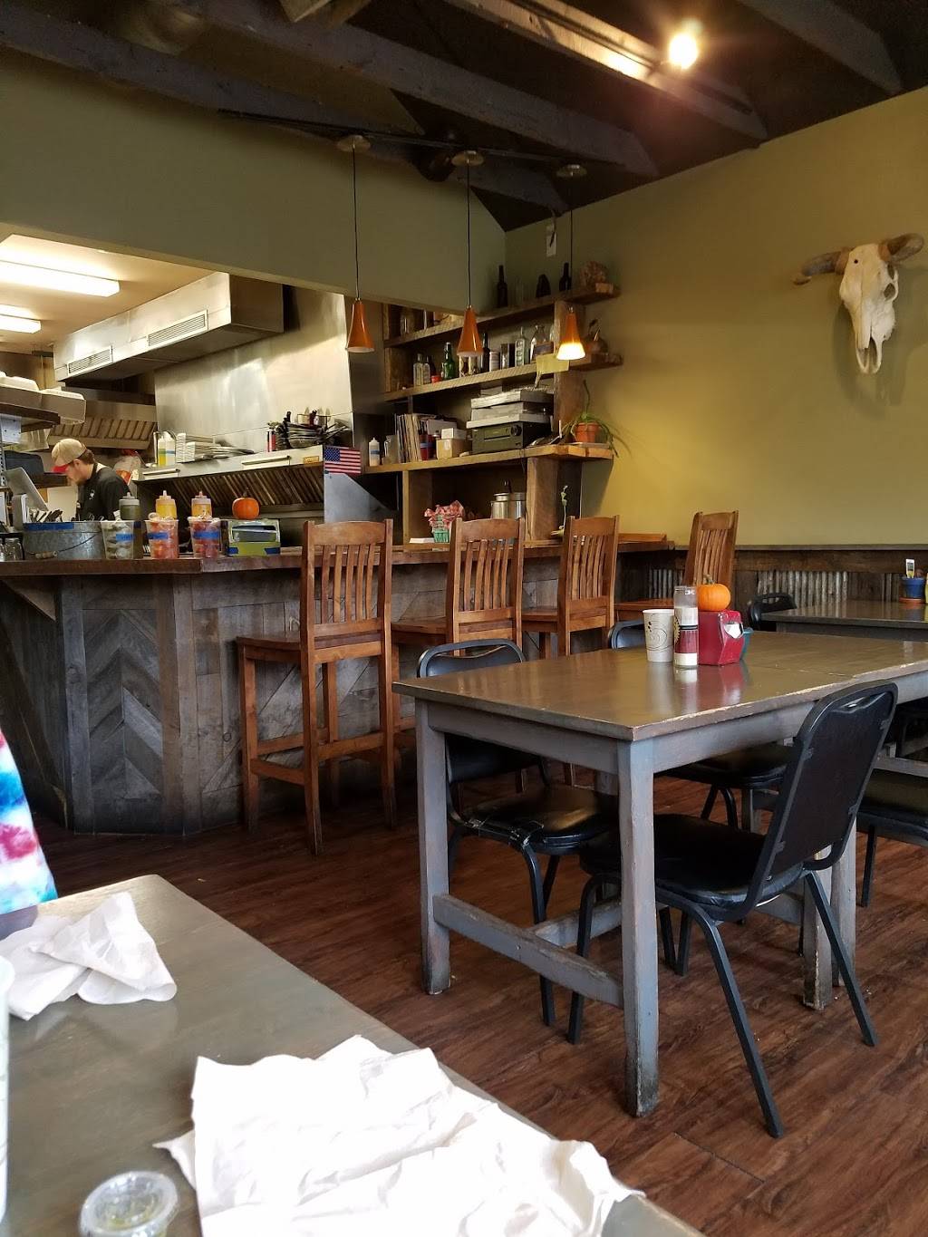 Righteous Cuisine | restaurant | 211 N 7th St, Grand Haven, MI 49417, USA | 6165169194 OR +1 616-516-9194