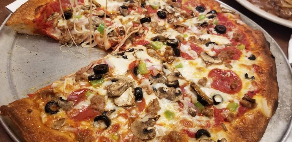 Monicas | restaurant | 303 2nd St, Coralville, IA 52241, USA | 3193387400 OR +1 319-338-7400