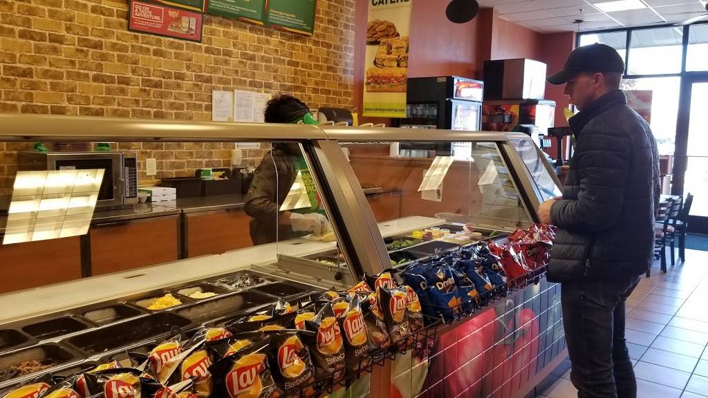 Subway | meal takeaway | 5451 Bowman Rd Suite 440, Macon, GA 31210, USA | 4784717179 OR +1 478-471-7179