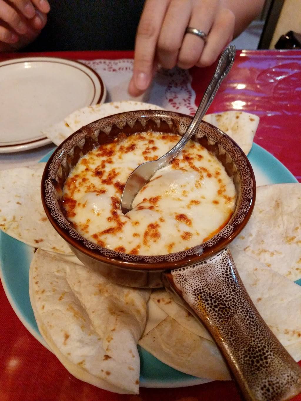 La Oaxaqueña Restaurant | restaurant | 4006, 3382 N Milwaukee Ave, Chicago, IL 60641, USA | 7735458585 OR +1 773-545-8585