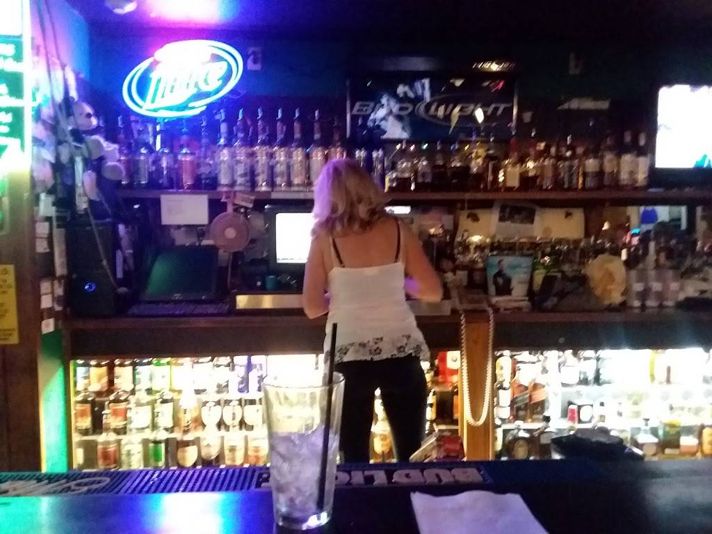 Franks Sports Grill & Bar | restaurant | 7930 E Speedway Blvd, Tucson, AZ 85710, USA | 5202909666 OR +1 520-290-9666