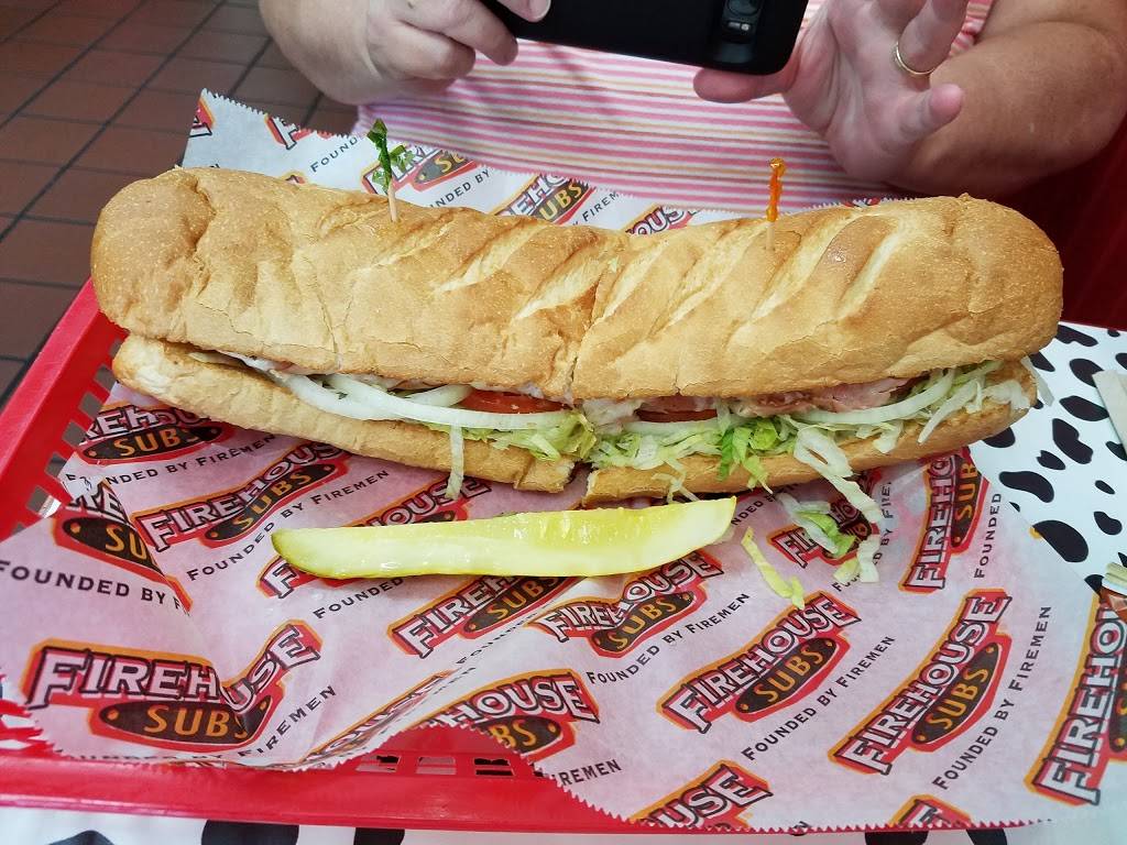 Firehouse Subs | meal delivery | 2525 W International Speedway Blvd #170, Daytona Beach, FL 32114, USA | 3865231333 OR +1 386-523-1333