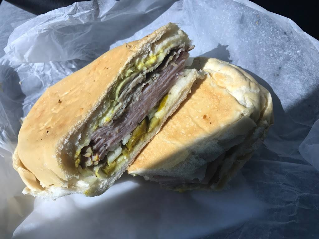 Cubabanas Café | cafe | 6760 Aloma Ave, Winter Park, FL 32792, USA | 4076711050 OR +1 407-671-1050