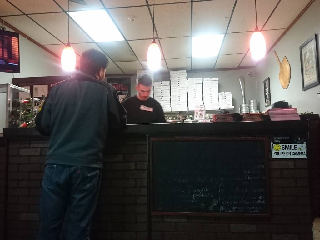 Porfirios Pizza And Pasta II | restaurant | 935 Veteran Hwy, Levittown, PA 19056, USA | 2157572700 OR +1 215-757-2700