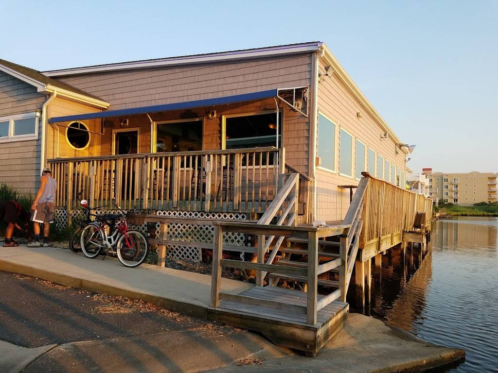 BJs on the Water | restaurant | 115 75th St, Ocean City, MD 21842, USA | 4105247575 OR +1 410-524-7575
